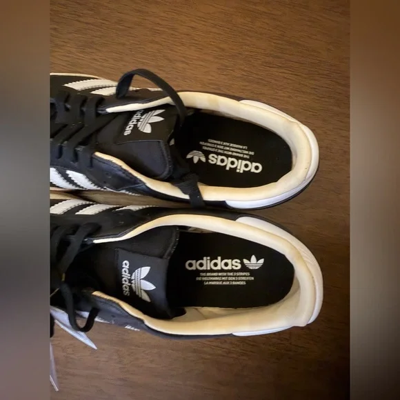 Adidas Originals Men’s Samba Black White Cream Sneakers - Picture 4 of 6